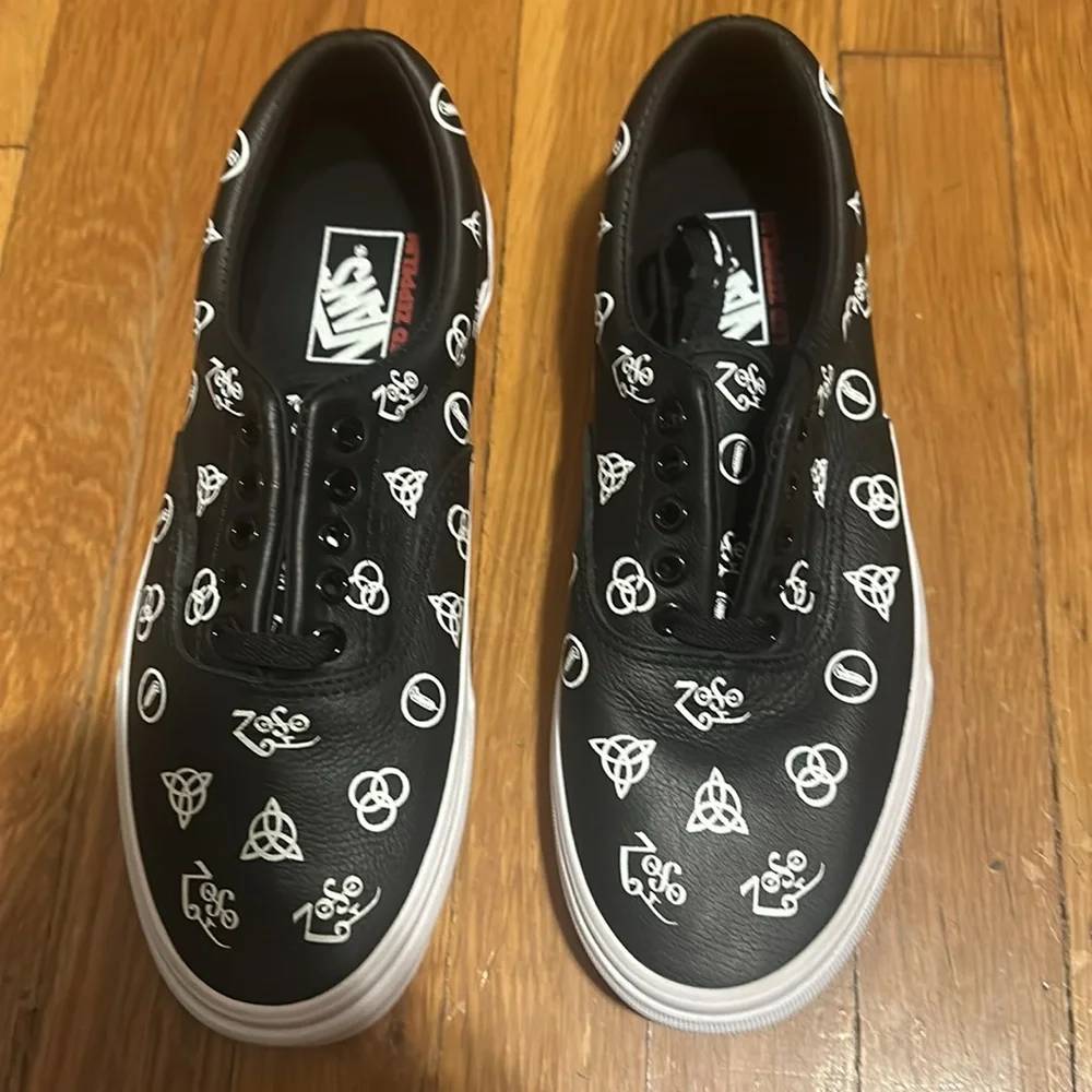 Brand new! Limited Edition 50th anniversary Led Zeppelin Vans. Original box/tags - Picture 2 of 8